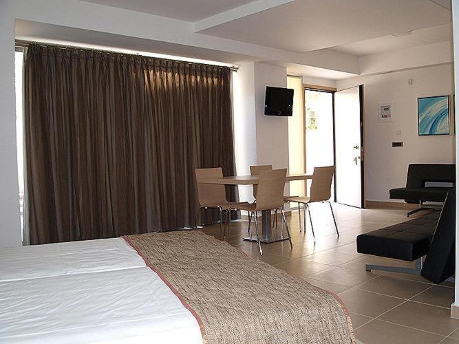 Summertime Boutique Hotel & Spa Platanés Zewnętrze zdjęcie